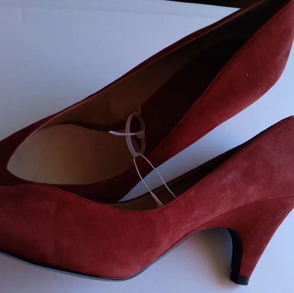 COPY - Zara Red Suede Shoes - Picture 10 of 10